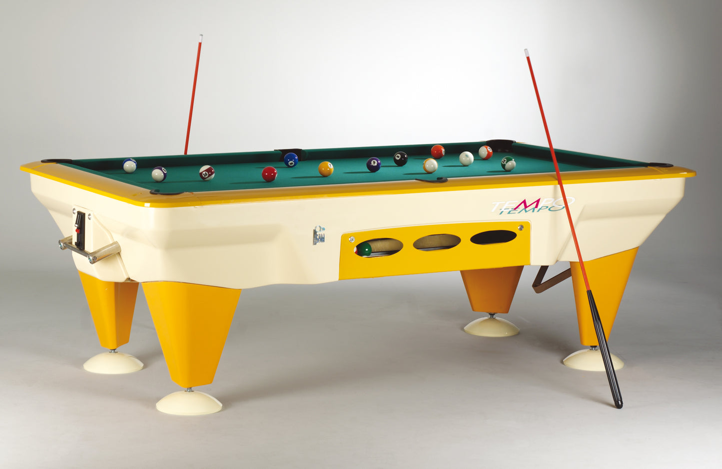 SAM Tempo Garden Outdoor Pool Table 7ft Coin Operated